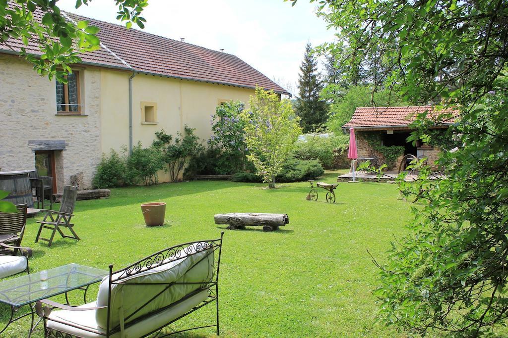 Bed and Breakfast La Bicyclette Fleurie Villemoirieu Exterior foto