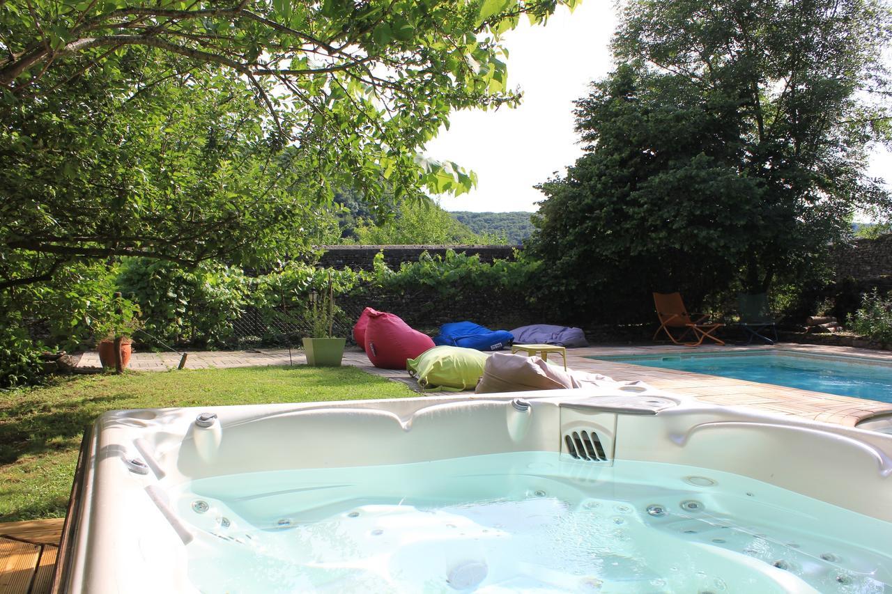 Bed and Breakfast La Bicyclette Fleurie Villemoirieu Exterior foto